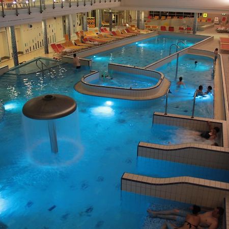 Wellness Apartments In Velence Eksteriør bilde