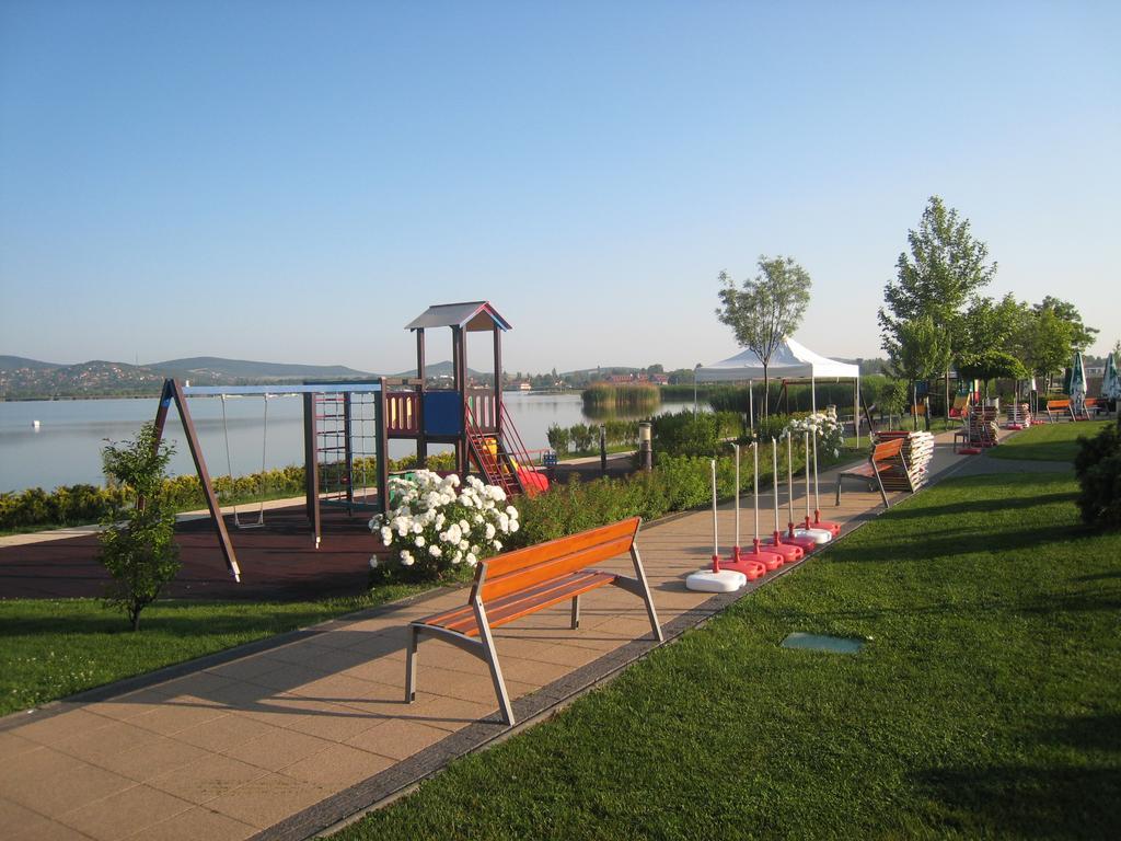 Wellness Apartments In Velence Eksteriør bilde