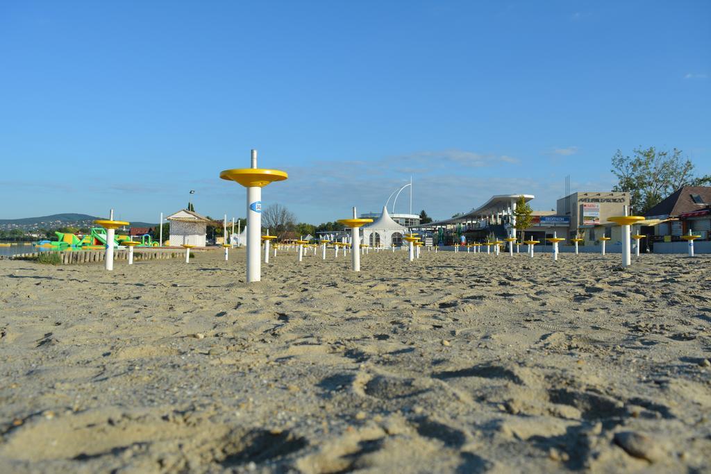 Wellness Apartments In Velence Eksteriør bilde
