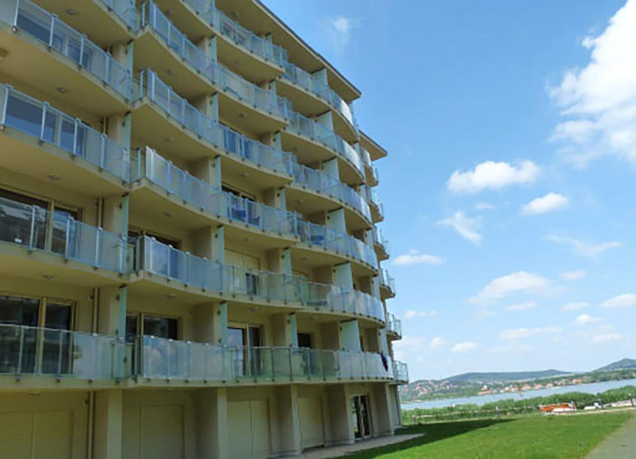Wellness Apartments In Velence Eksteriør bilde