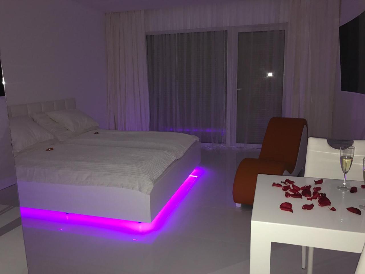 Wellness Apartments In Velence Eksteriør bilde
